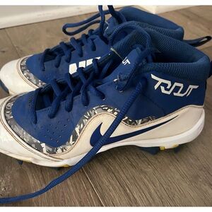 Nike fast flex cleats